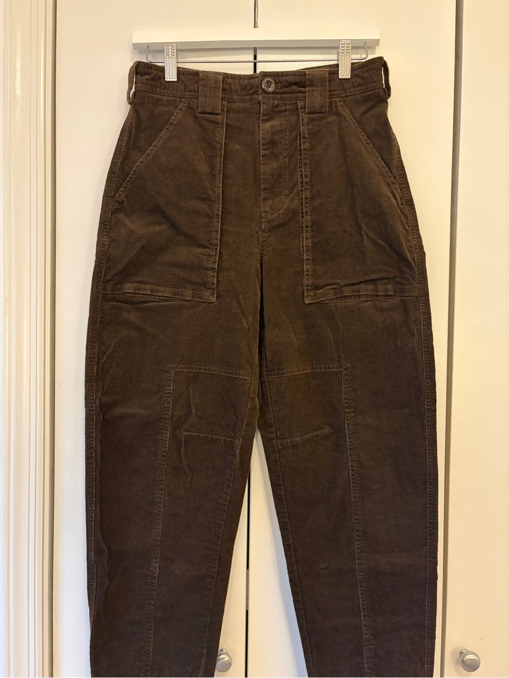 Banana Republic Women's Corduroy Barrel Leg Pants in Chocolate Brown